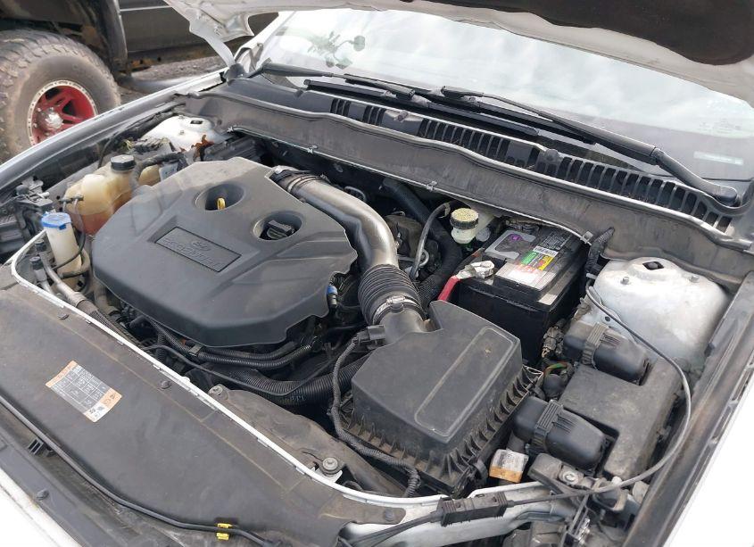 Photo 10 of 2014 Ford Fusion SE (VIN 3FA6P0H96ER186746)