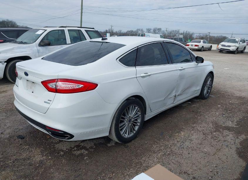 Photo 4 of 2014 Ford Fusion SE (VIN 3FA6P0H96ER186746)
