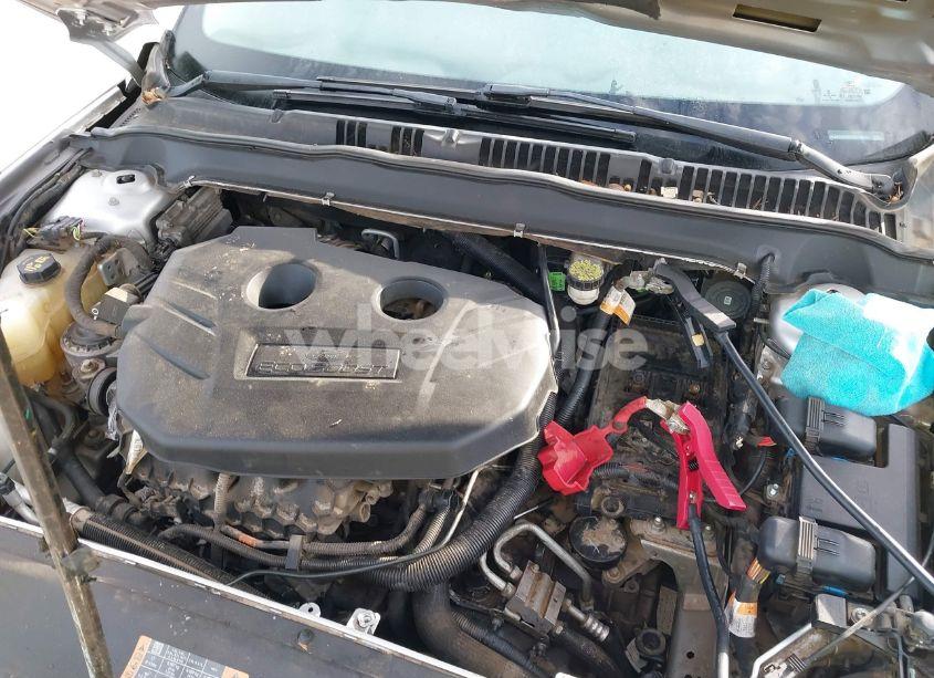 Photo 10 of 2014 Ford Fusion SE (VIN 3FA6P0H96ER319876)