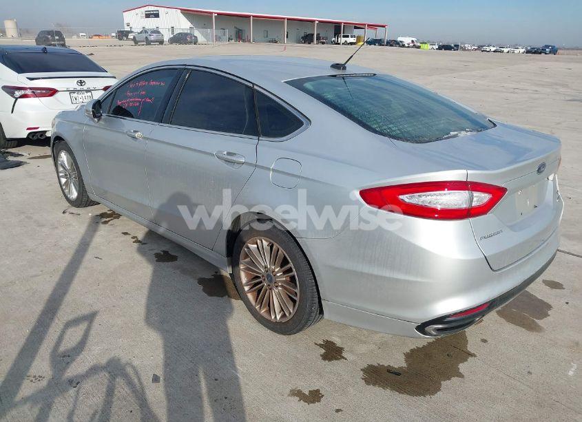 Photo 3 of 2014 Ford Fusion SE (VIN 3FA6P0H96ER319876)