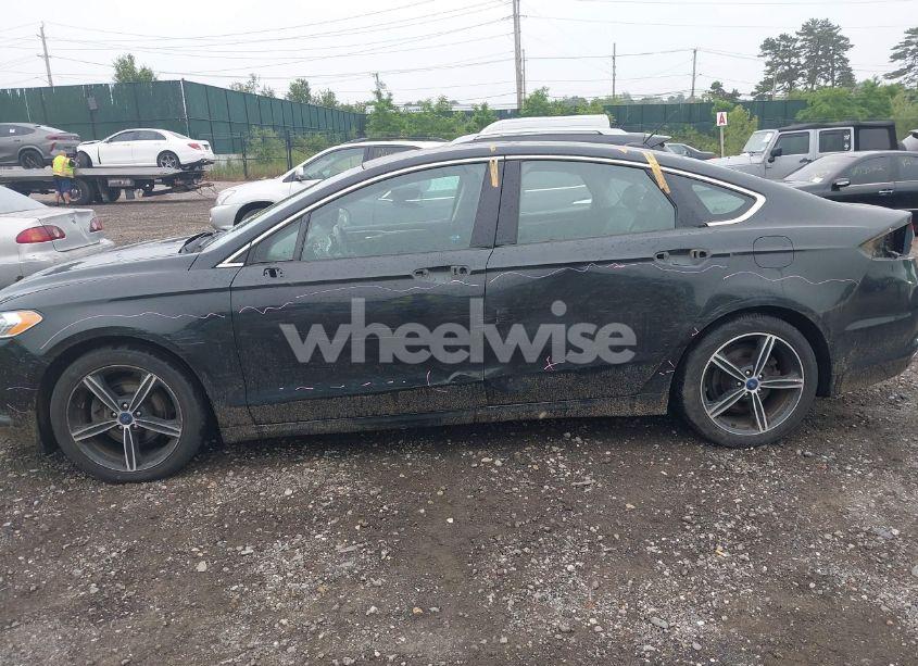 Photo 6 of 2014 Ford Fusion SE (VIN 3FA6P0H96ER362825)