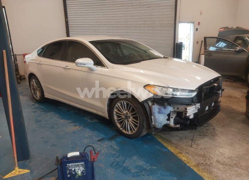 2014 Ford Fusion SE (VIN 3FA6P0H96ER381519) main photo