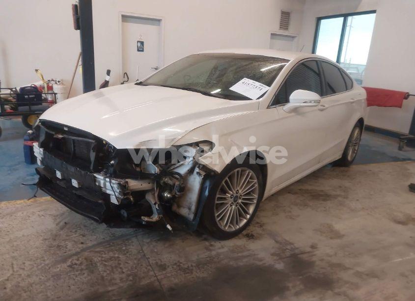 Photo 2 of 2014 Ford Fusion SE (VIN 3FA6P0H96ER381519)