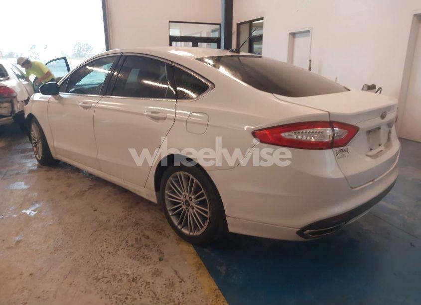 Photo 3 of 2014 Ford Fusion SE (VIN 3FA6P0H96ER381519)