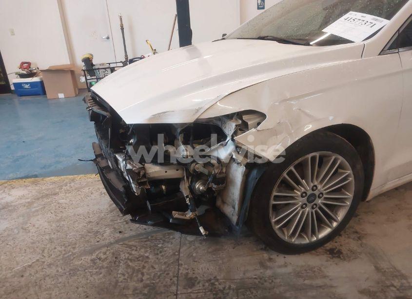 Photo 6 of 2014 Ford Fusion SE (VIN 3FA6P0H96ER381519)