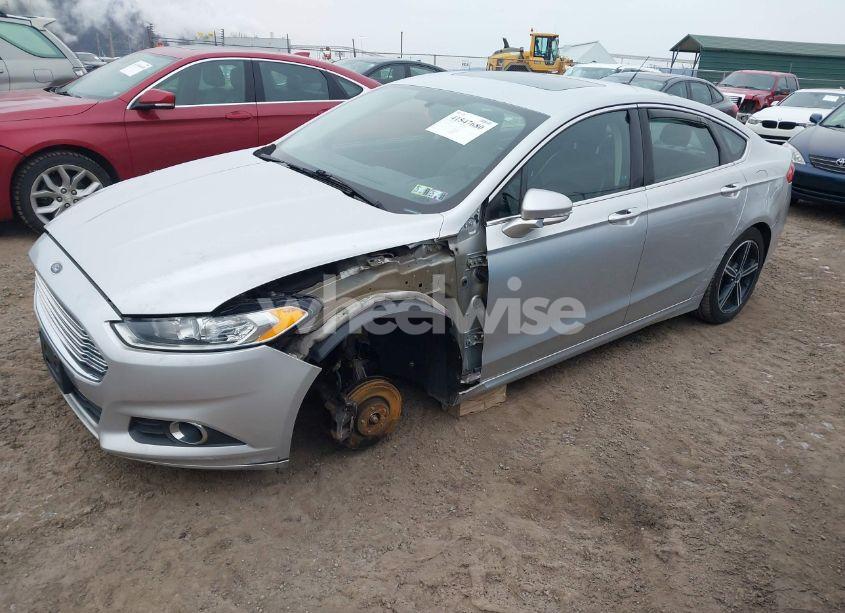 Photo 2 of 2014 Ford Fusion SE (VIN 3FA6P0H96ER385117)