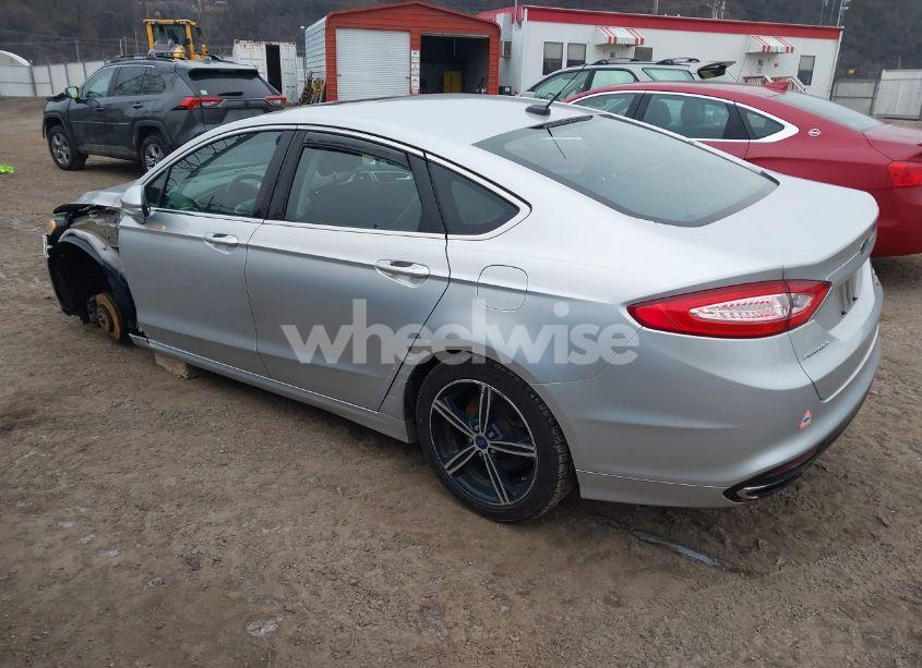 Photo 3 of 2014 Ford Fusion SE (VIN 3FA6P0H96ER385117)