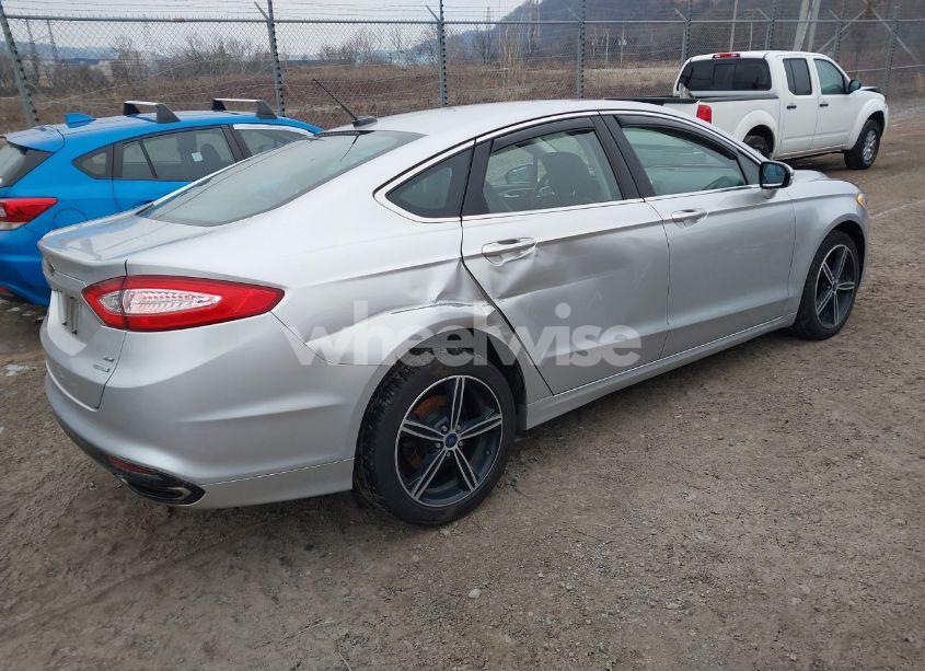 Photo 4 of 2014 Ford Fusion SE (VIN 3FA6P0H96ER385117)