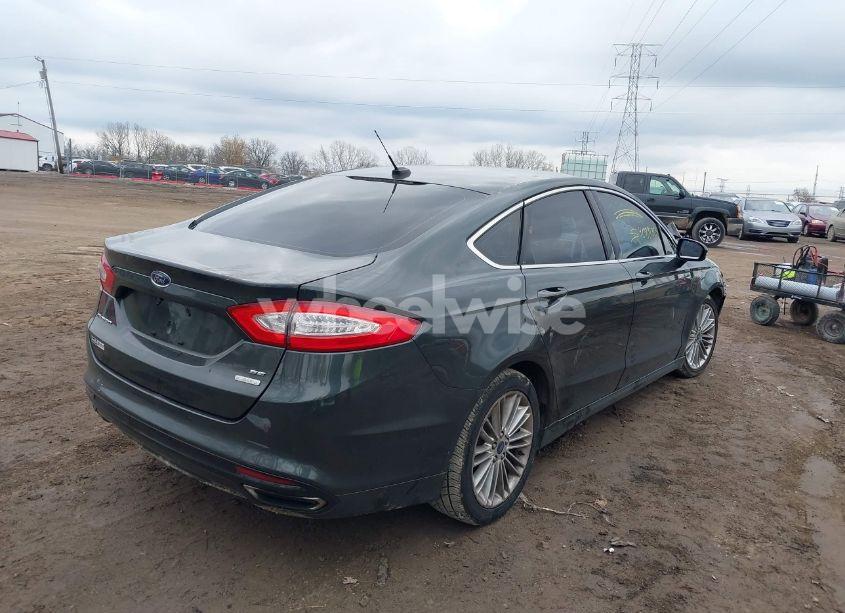 Photo 4 of 2015 Ford Fusion SE (VIN 3FA6P0H96FR233422)