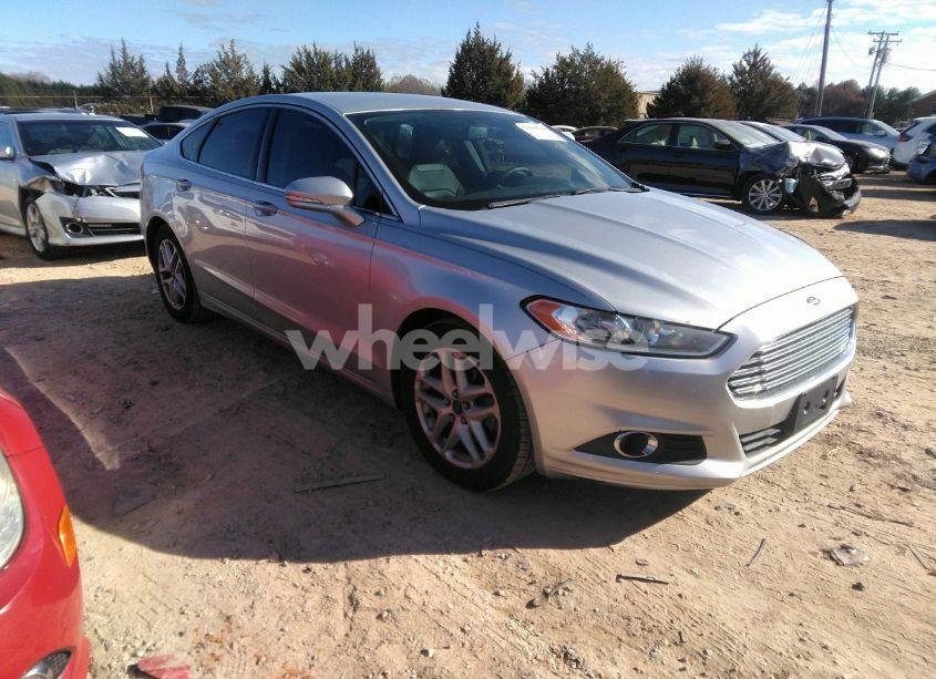 2015 Ford Fusion SE (VIN 3FA6P0H96FR248230) main photo