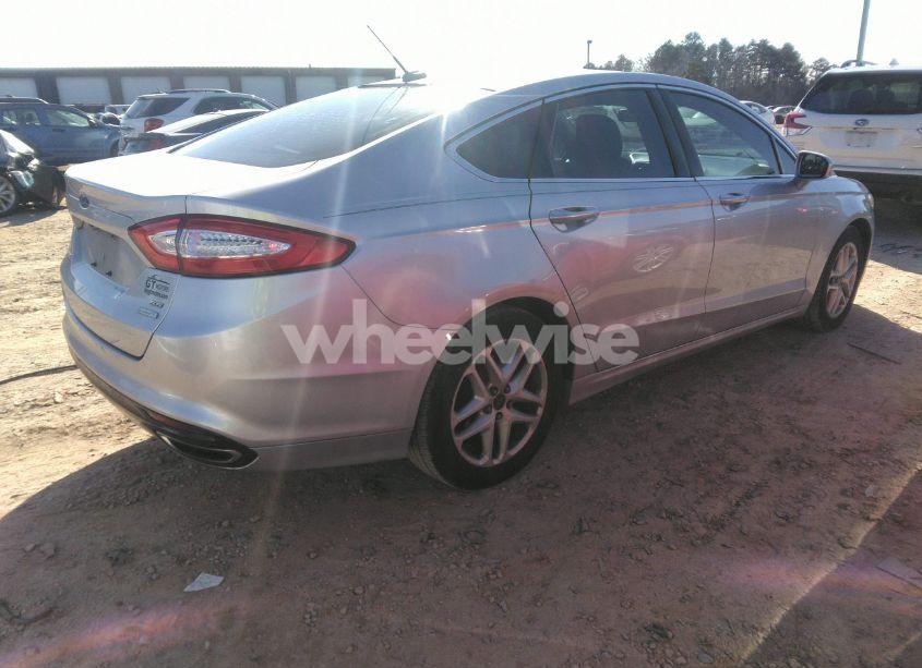 Photo 4 of 2015 Ford Fusion SE (VIN 3FA6P0H96FR248230)