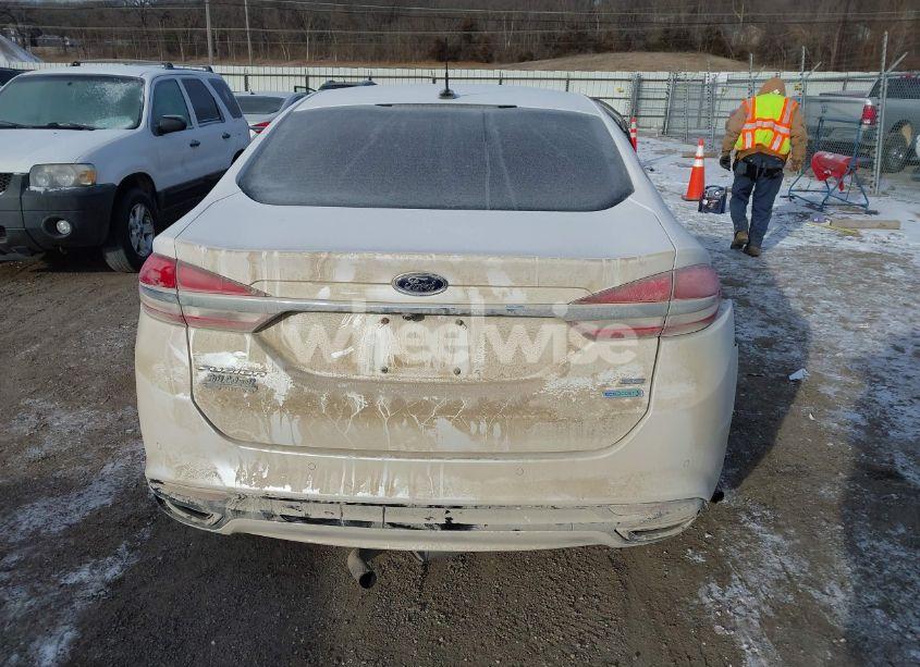 Photo 16 of 2017 Ford Fusion SE (VIN 3FA6P0H96HR247291)