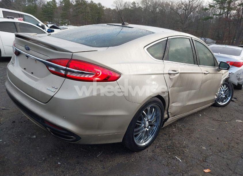 Photo 4 of 2017 Ford Fusion SE (VIN 3FA6P0H96HR281425)
