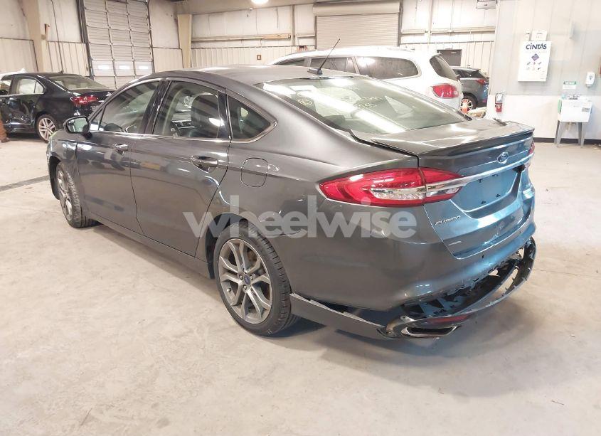 Photo 3 of 2017 Ford Fusion SE (VIN 3FA6P0H96HR316755)