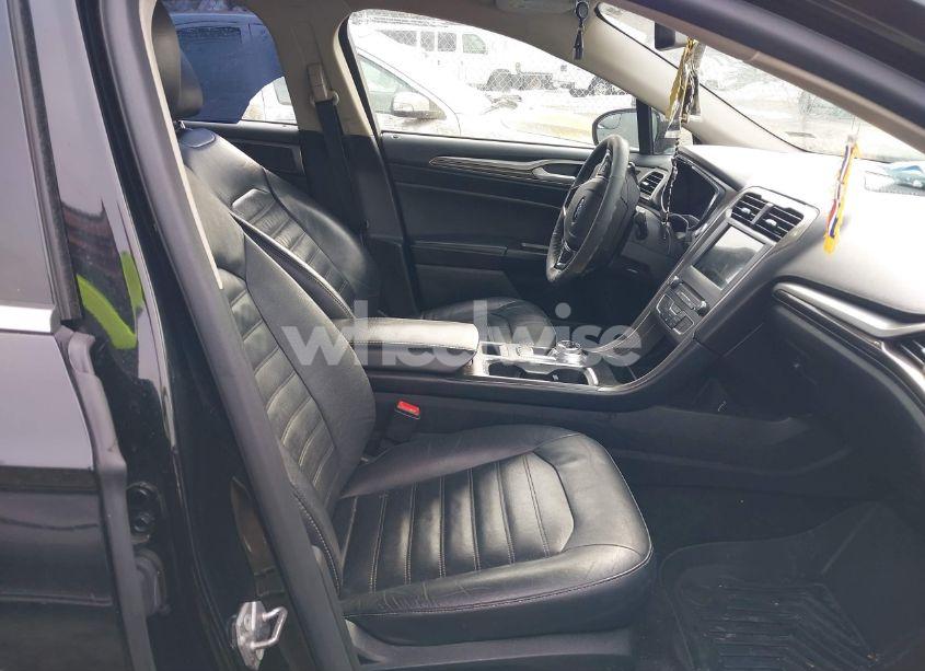 Photo 5 of 2017 Ford Fusion SE (VIN 3FA6P0H96HR338206)