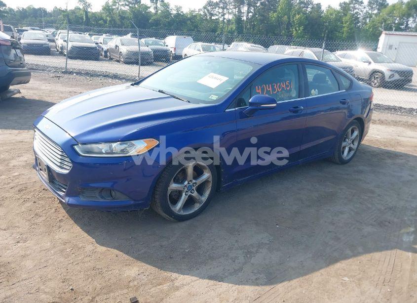 Photo 2 of 2013 Ford Fusion SE (VIN 3FA6P0H97DR112010)