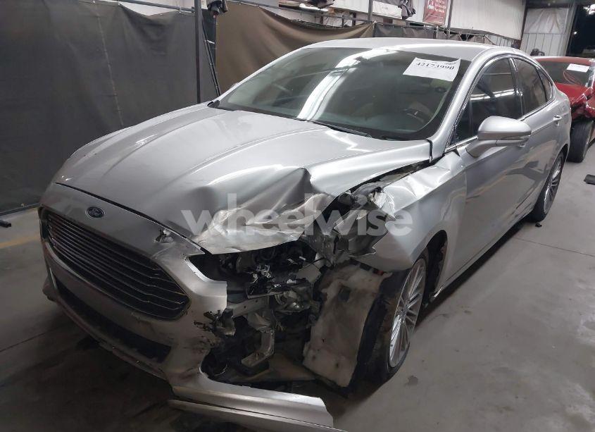 Photo 2 of 2013 Ford Fusion SE (VIN 3FA6P0H97DR172157)