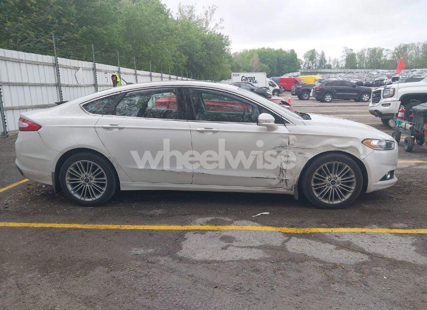 Photo 13 of 2014 Ford Fusion SE (VIN 3FA6P0H97ER206941)