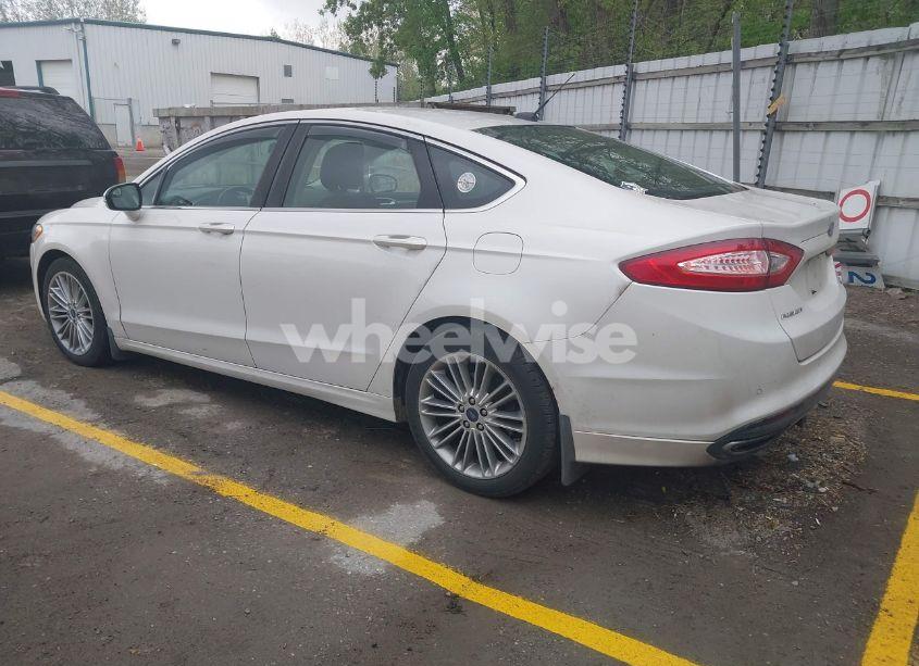 Photo 3 of 2014 Ford Fusion SE (VIN 3FA6P0H97ER206941)