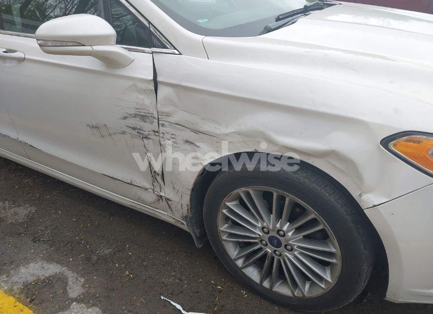 Photo 6 of 2014 Ford Fusion SE (VIN 3FA6P0H97ER206941)