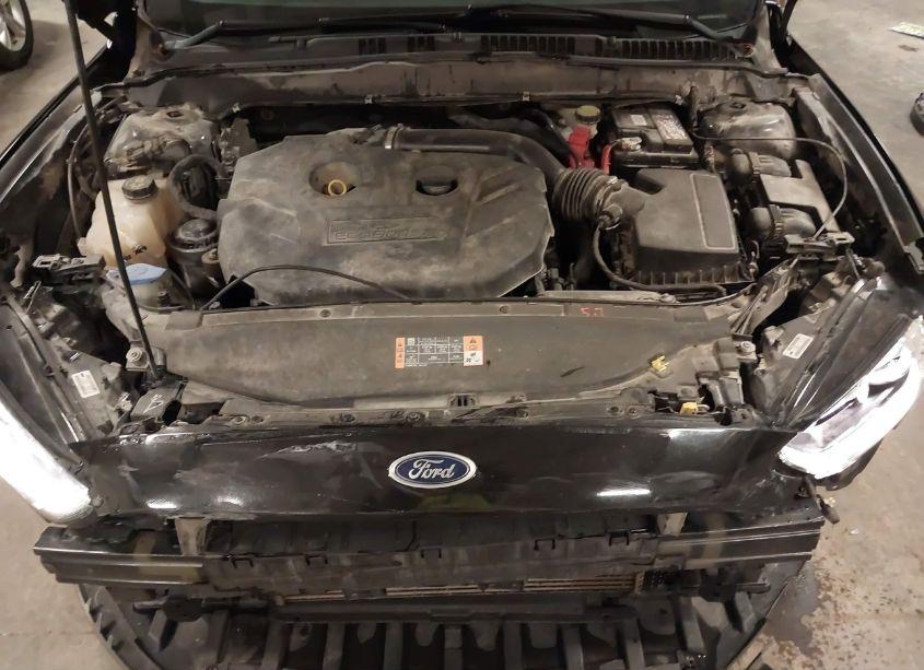 Photo 10 of 2014 Ford Fusion SE (VIN 3FA6P0H97ER258229)