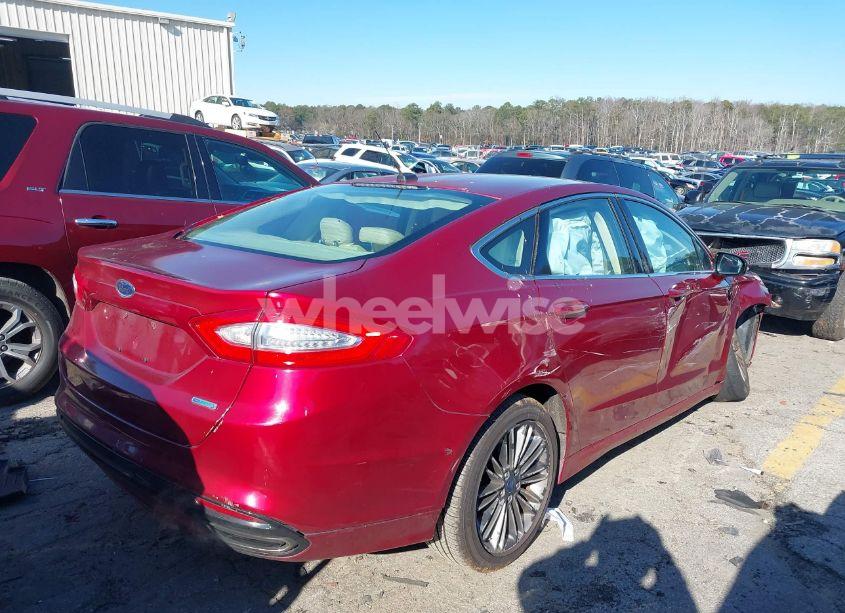 Photo 4 of 2014 Ford Fusion SE (VIN 3FA6P0H97ER368276)