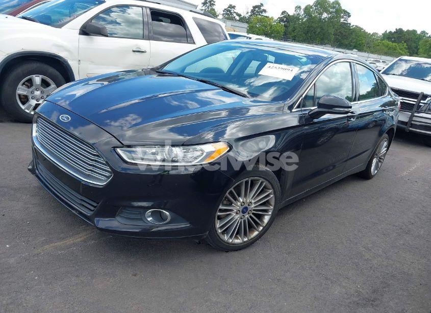 Photo 2 of 2014 Ford Fusion SE (VIN 3FA6P0H97ER381626)