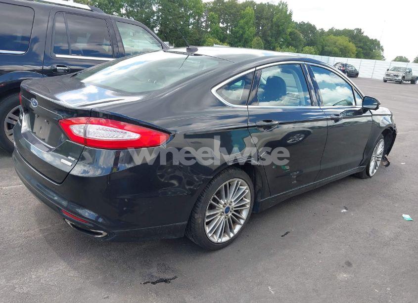 Photo 4 of 2014 Ford Fusion SE (VIN 3FA6P0H97ER381626)