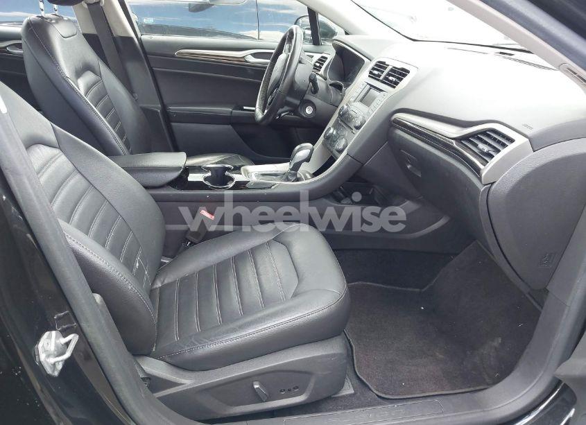 Photo 5 of 2014 Ford Fusion SE (VIN 3FA6P0H97ER381626)