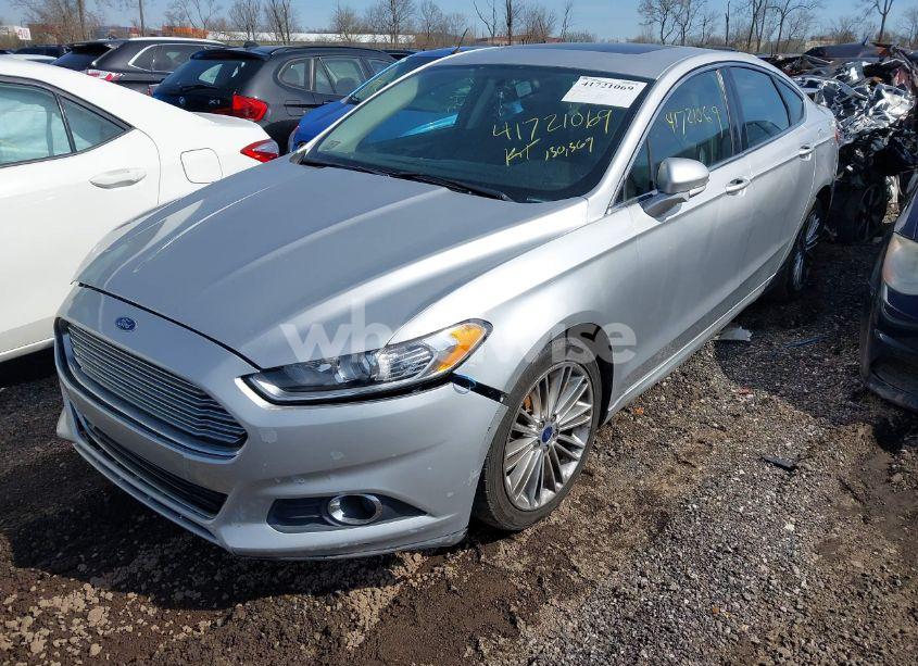 Photo 2 of 2016 Ford Fusion SE (VIN 3FA6P0H97GR242535)