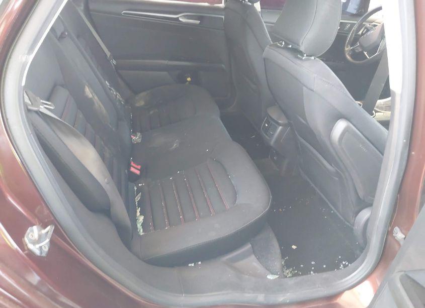 Photo 8 of 2016 Ford Fusion SE (VIN 3FA6P0H97GR353117)