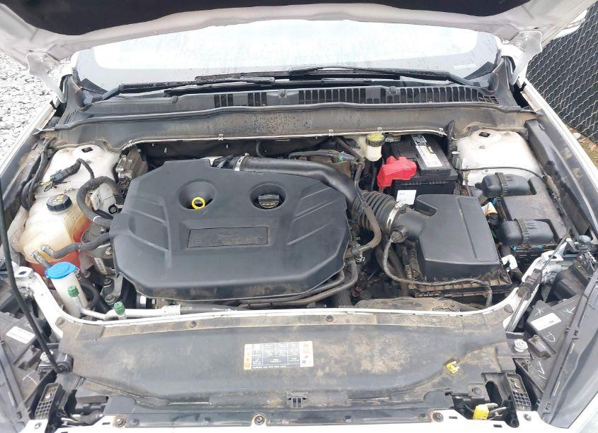 Photo 10 of 2017 Ford Fusion SE (VIN 3FA6P0H97HR175520)