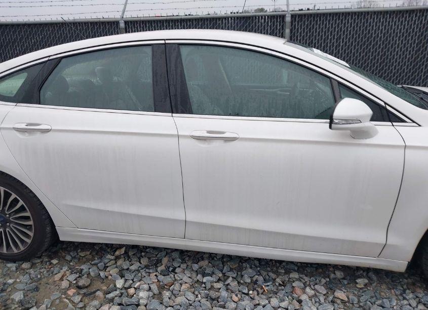 Photo 13 of 2017 Ford Fusion SE (VIN 3FA6P0H97HR175520)