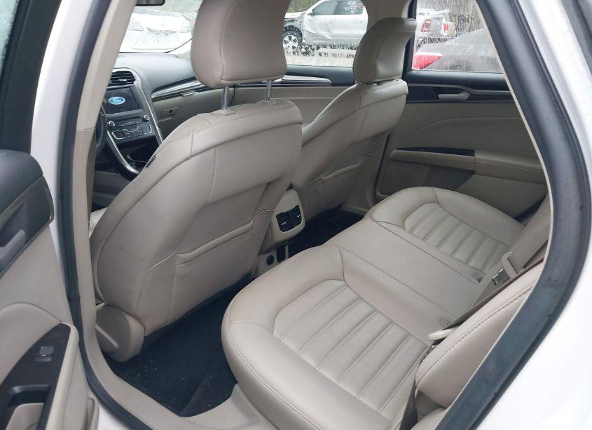 Photo 8 of 2017 Ford Fusion SE (VIN 3FA6P0H97HR175520)