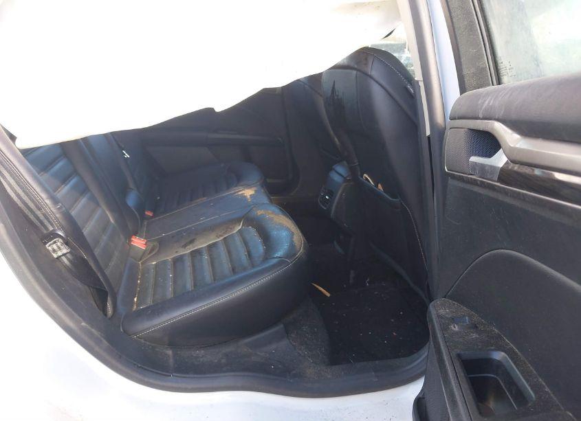 Photo 8 of 2018 Ford Fusion SE (VIN 3FA6P0H97JR105926)