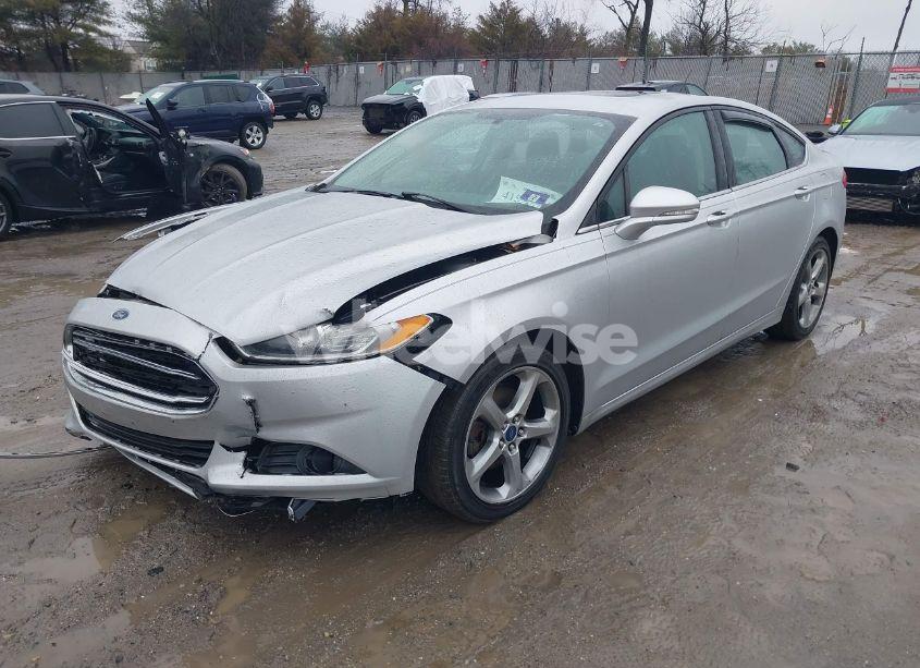 Photo 2 of 2014 Ford Fusion SE (VIN 3FA6P0H98ER274584)