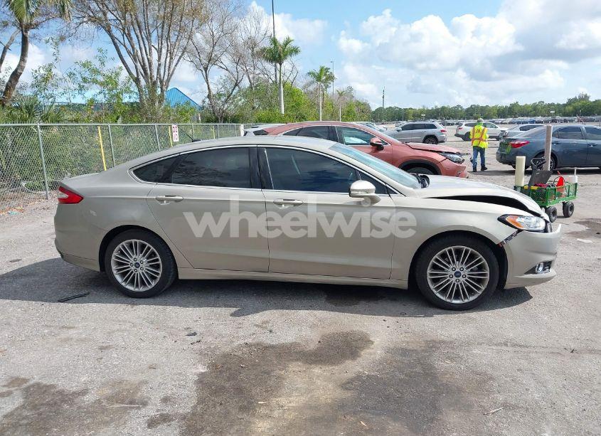 Photo 13 of 2015 Ford Fusion SE (VIN 3FA6P0H98FR109989)