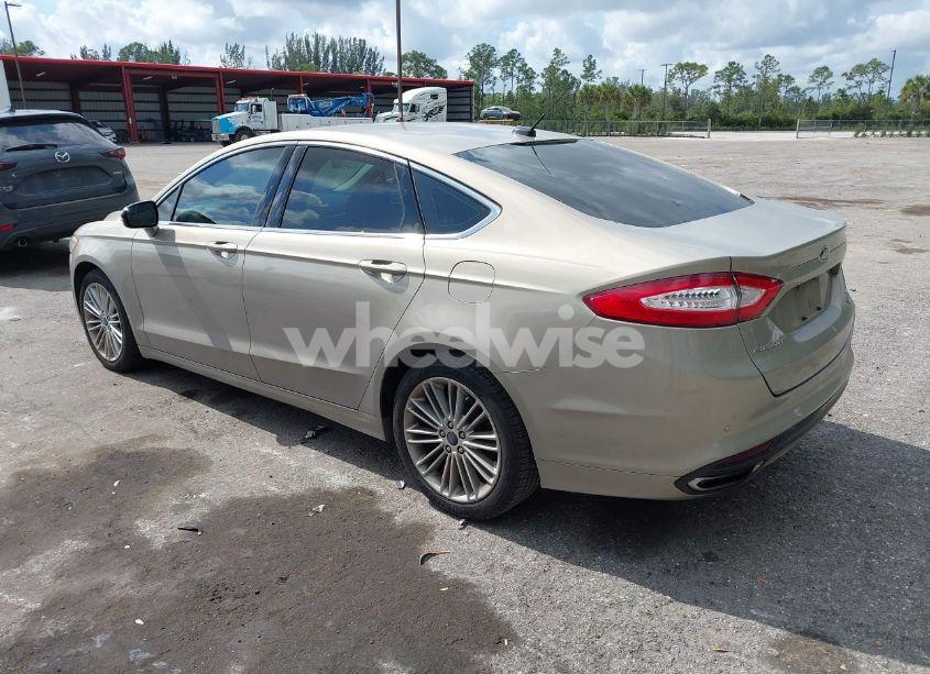 Photo 3 of 2015 Ford Fusion SE (VIN 3FA6P0H98FR109989)