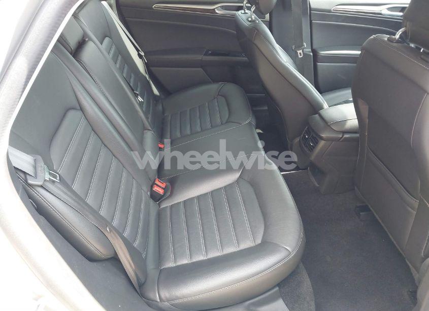 Photo 8 of 2015 Ford Fusion SE (VIN 3FA6P0H98FR109989)