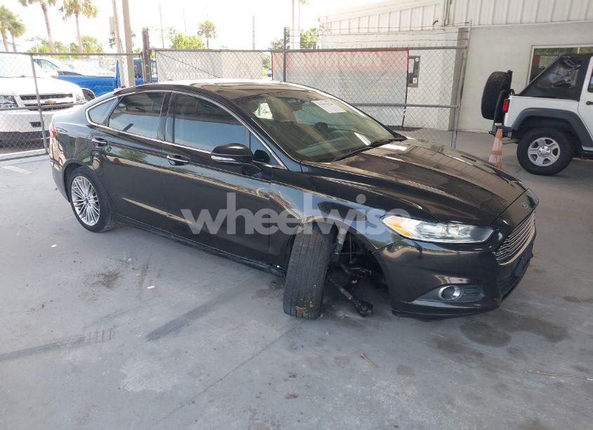 2015 Ford Fusion SE (VIN 3FA6P0H98FR203645) main photo