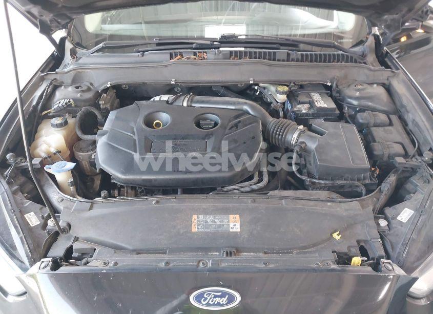 Photo 10 of 2015 Ford Fusion SE (VIN 3FA6P0H98FR203645)