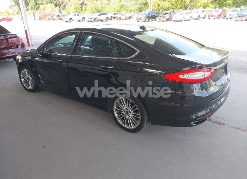 Photo 3 of 2015 Ford Fusion SE (VIN 3FA6P0H98FR203645)