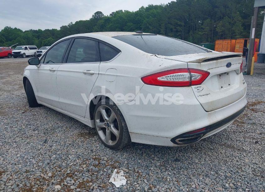 Photo 3 of 2015 Ford Fusion SE (VIN 3FA6P0H98FR239349)