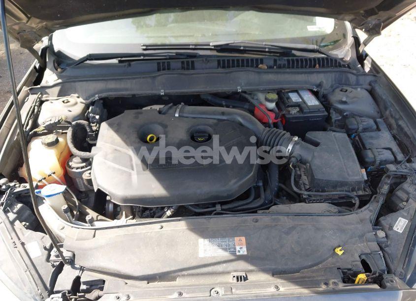 Photo 10 of 2015 Ford Fusion SE (VIN 3FA6P0H98FR275848)