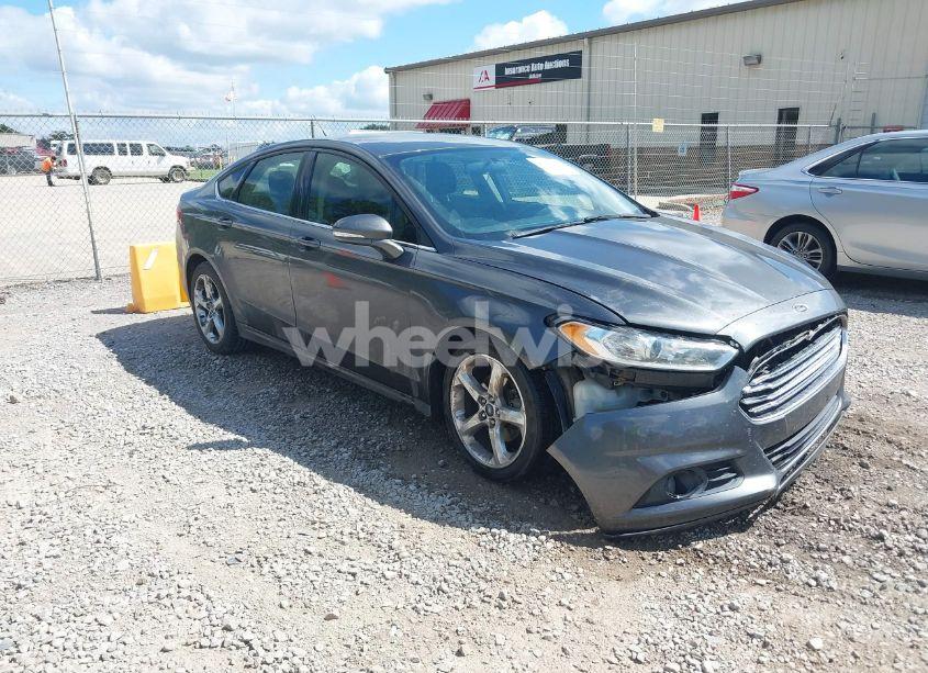 2015 Ford Fusion SE (VIN 3FA6P0H98FR283772) main photo