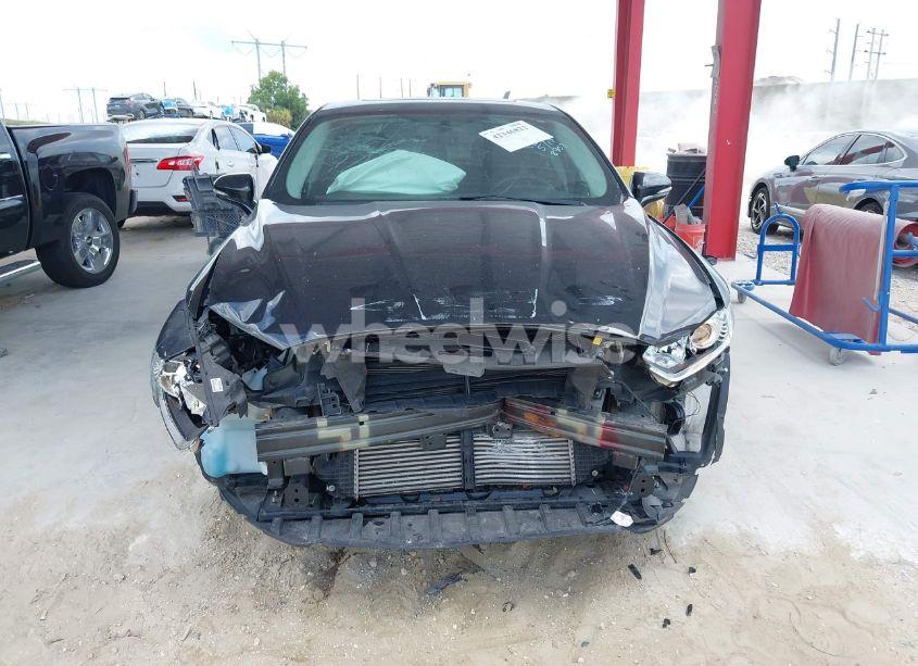 Photo 13 of 2015 Ford Fusion SE (VIN 3FA6P0H98FR288907)