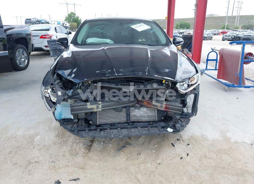 Photo 6 of 2015 Ford Fusion SE (VIN 3FA6P0H98FR288907)
