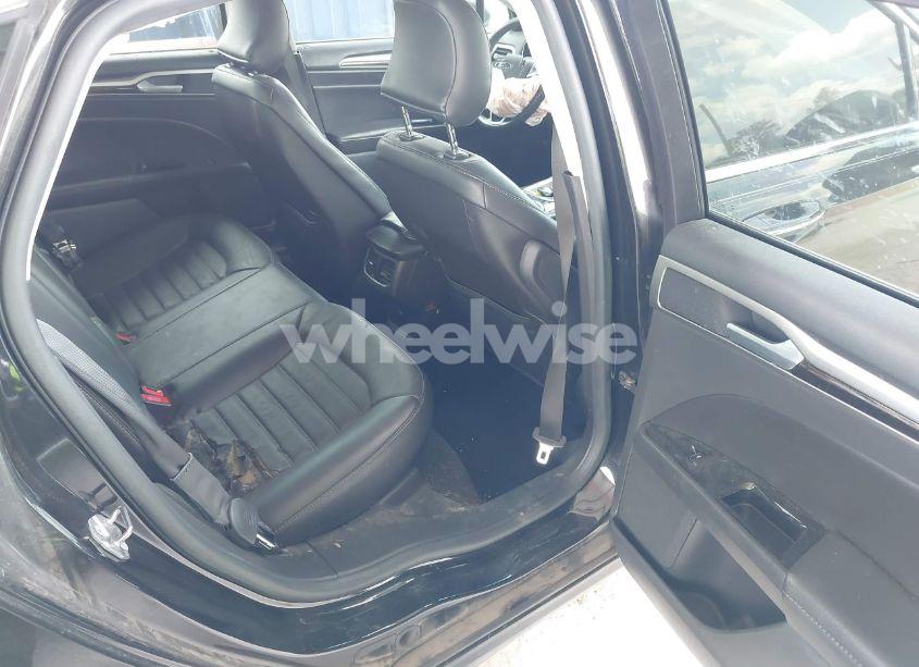 Photo 8 of 2015 Ford Fusion SE (VIN 3FA6P0H98FR288907)