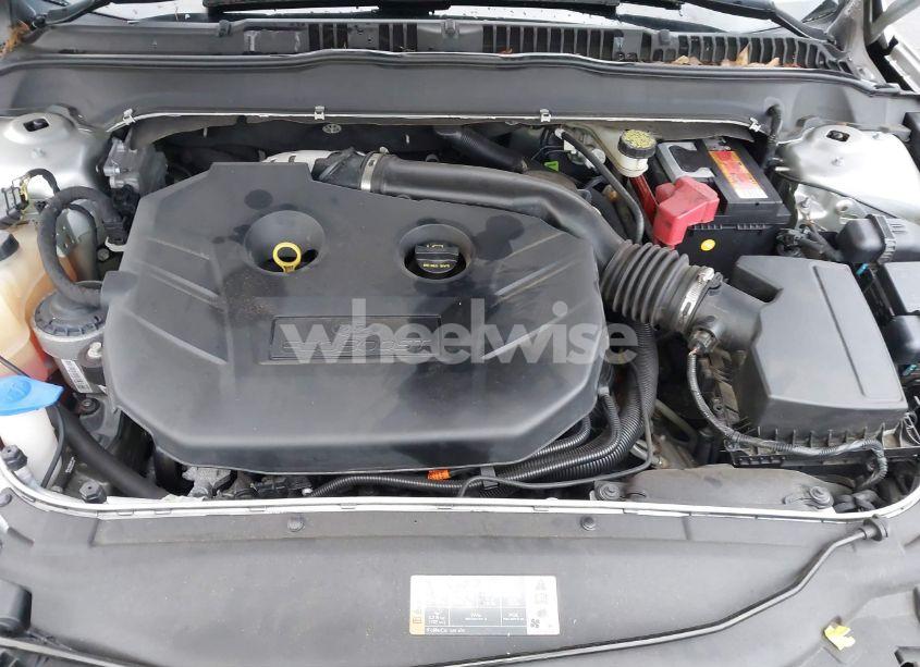 Photo 10 of 2016 Ford Fusion SE (VIN 3FA6P0H98GR129421)