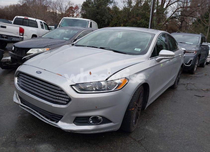 Photo 2 of 2016 Ford Fusion SE (VIN 3FA6P0H98GR129421)
